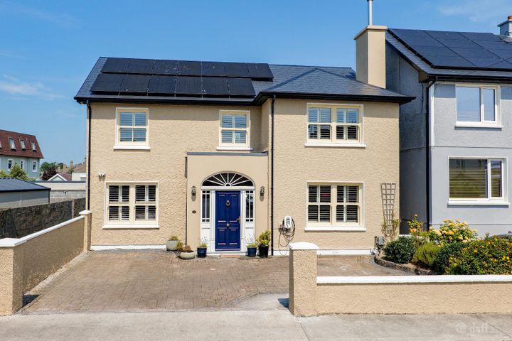 15 Monksfield, Salthill, Galway, H91T2CP