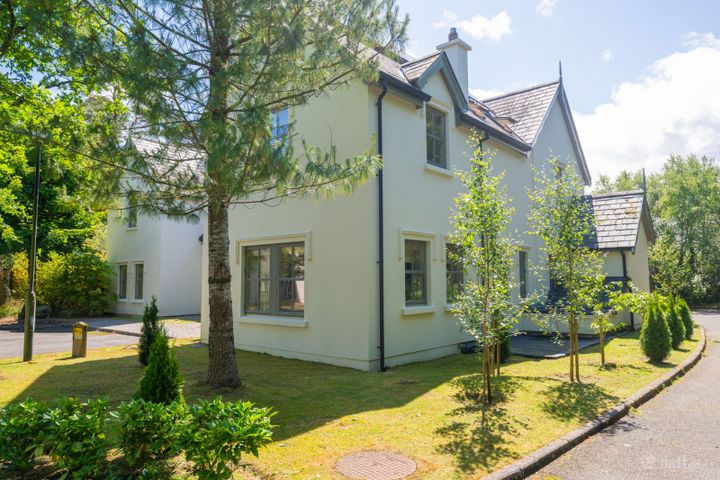 18 Finnihy Woods, Gortamullen, Kenmare, Kenmare, Co. Kerry, V93DP46