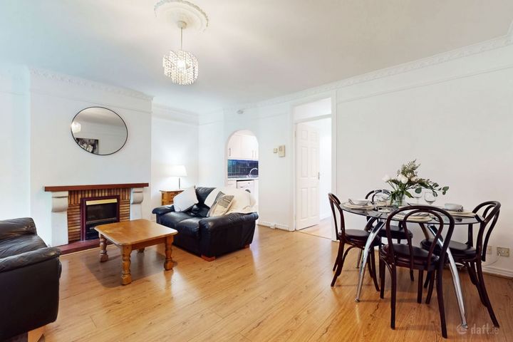 8 Green Isle Court, Old Naas Rd, Clondalkin Dublin 22, Dublin 22, Dublin