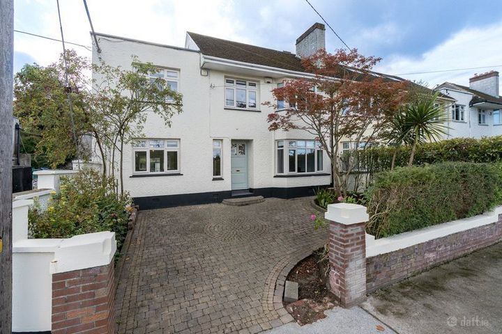 2 The Close, Mount Merrion, Dublin, Dublin