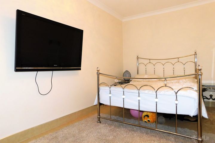 Liffey Avenue, Lucan, Co. Dublin