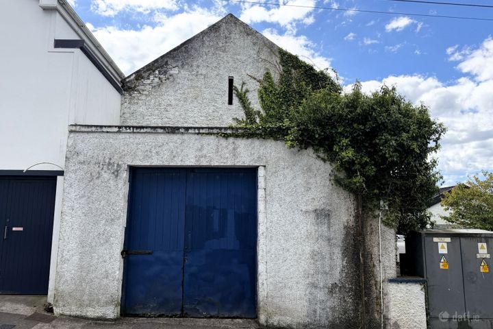 Store/Workshop, O Connell Street, Cahersiveen, Co. Kerry