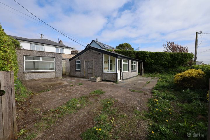 Innishowen, O'Regan's Field, Ballinluska, Co. Cork, P43A443