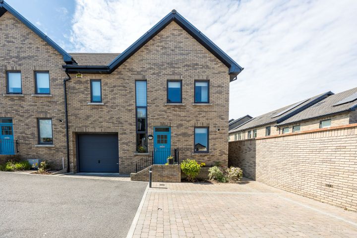 16 The Terrace, Robswall, Malahide, Dublin