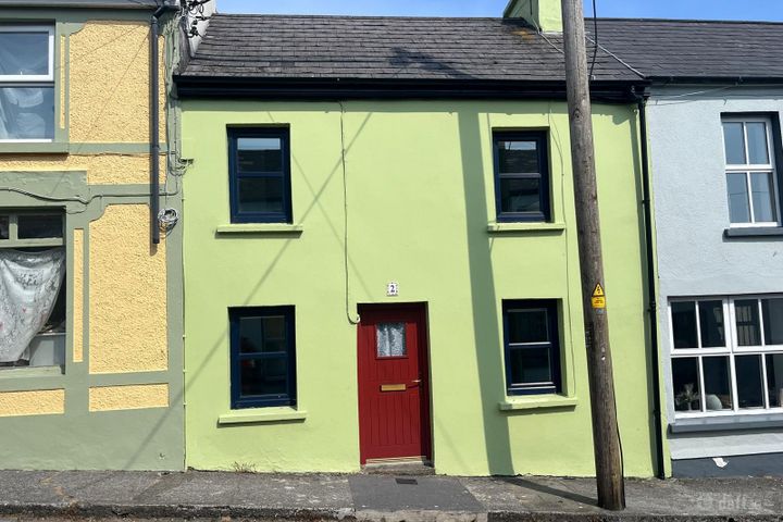 2 Pier Road, Schull, Schull, Co. Cork, P81A336