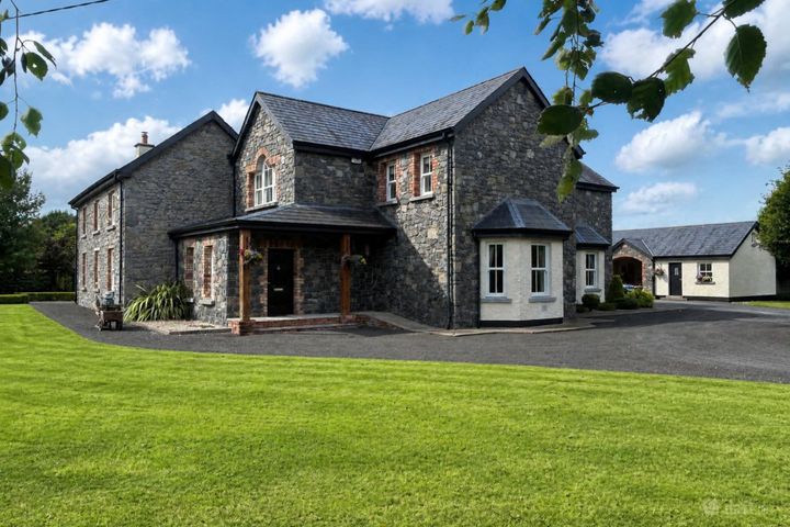 Leanmor House, Kilmore, Dundrum, Tipperary, E34 H500