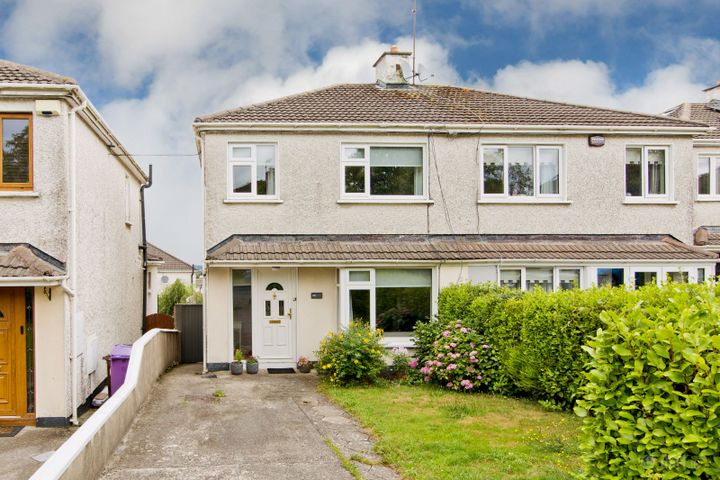 44 Kingston Grove, Ballinteer, Dublin 16, D16W293