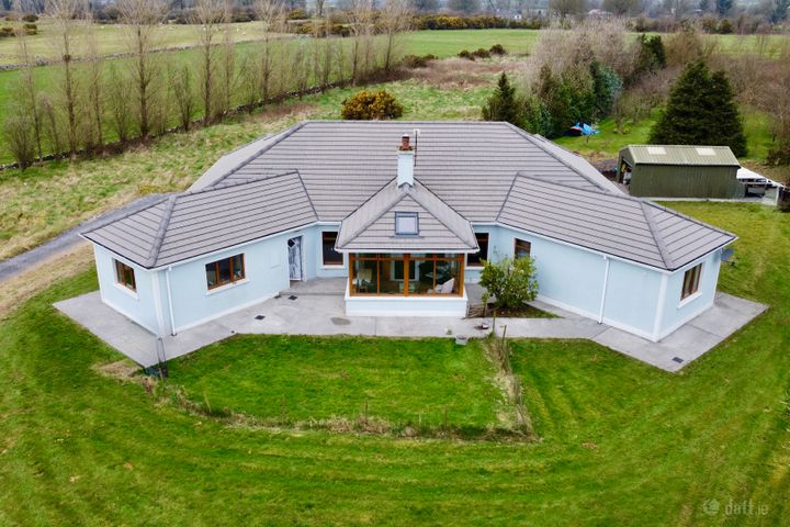 Curnalee, Curraghboy, Athlone, N37YF83