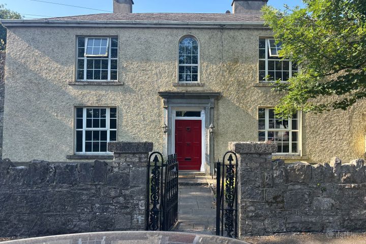 Dublin Street, Monasterevin, Co. Kildare