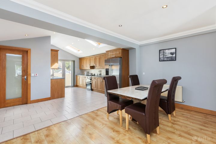 294 Carnlough Road, Cabra, Dublin 7, D07T024