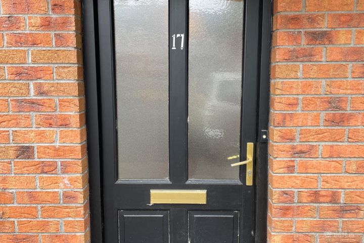 17 Tanner Hall, Athy Road, Carlow Town, Co. Carlow, R93VF20