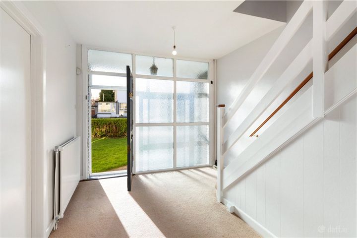 66 Foxrock Avenue, Foxrock, Dublin 18, D18T9X5 - Photo 3