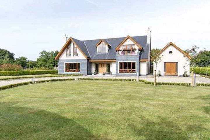 An Solas, Streamstown Lane, Malahide, Dublin