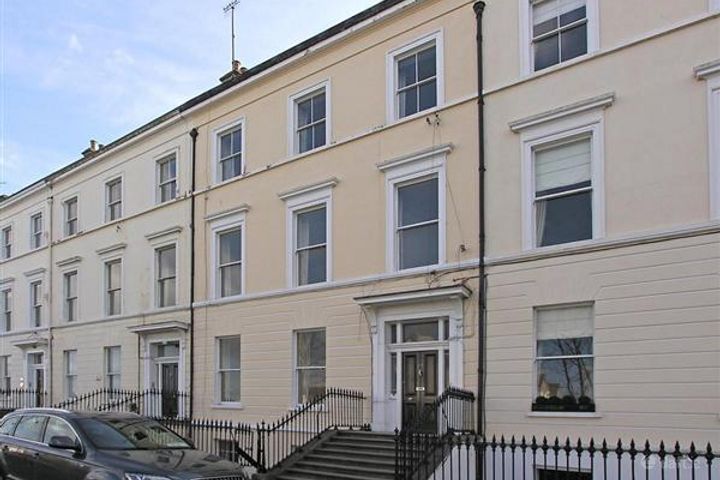 25 Longford Terrace, Monkstown, Dublin