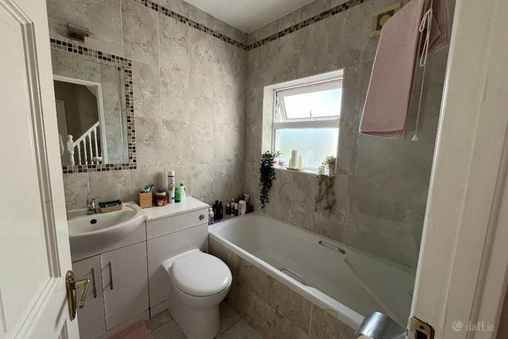 Clonsilla Rd, Clonsilla, Dublin 15