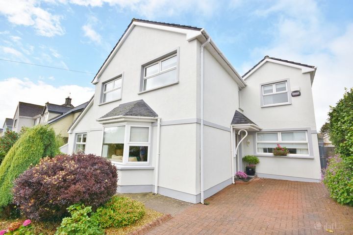 4 Leeside, Oakpark Road, Tralee, Co. Kerry, V92H972