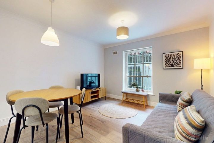 Apartment 11, 52 Mountjoy Square South, Dublin 1, D01E773