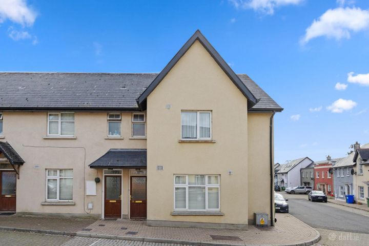35 Ballina Quay, Ballina, Co. Tipperary, V94HTF6