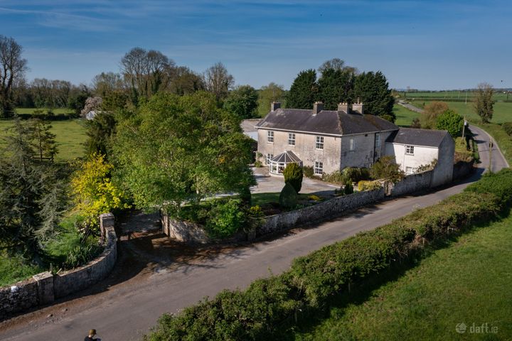 GlenCorrig House On Aprx.5.61 Acres, Brosna, Shinrone, Birr, Co Offaly, Shinrone, Co. Offaly, R42XE19
