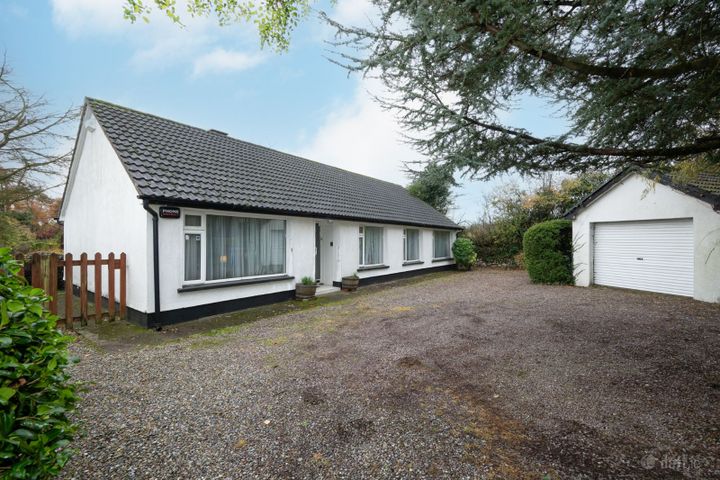 Greenfields, Raheen, Carrigrohane, Co. Cork, T12HNK3