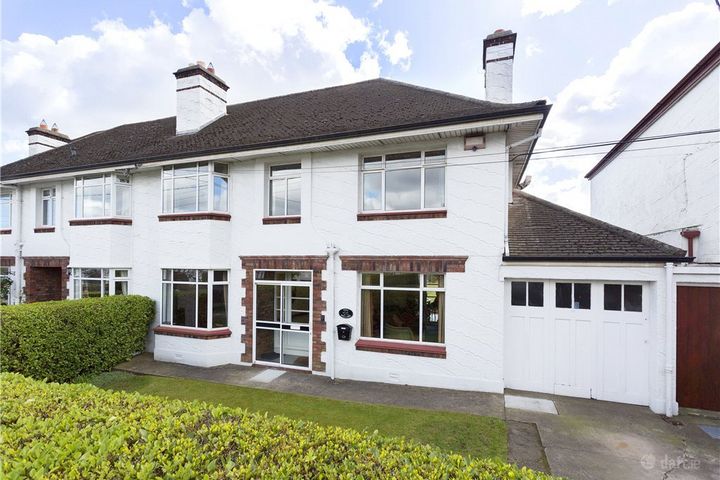 44 Trees Rd, Mount Merrion, Blackrock, Dublin
