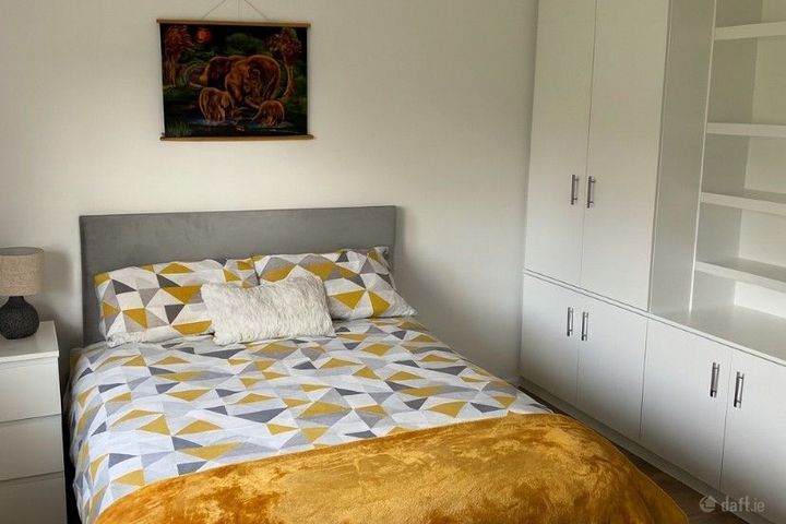 Mostrim Road, Ballymahon, Co. Longford