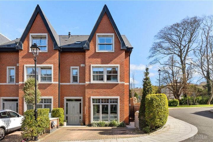 2 Dalkey Manor, Killiney Road, Dalkey, Dublin