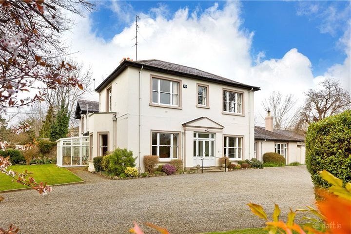 Lordello House, Lordello Road, Rathmichael, Co. Dublin, D18V8K0