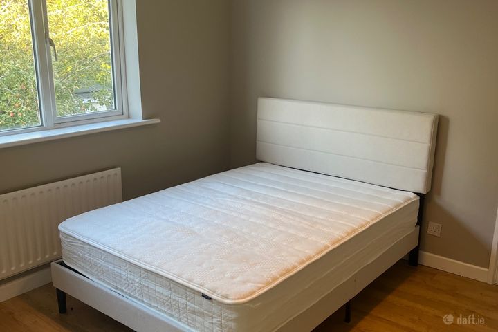 River Forest, Leixlip, Confey, Co. Kildare