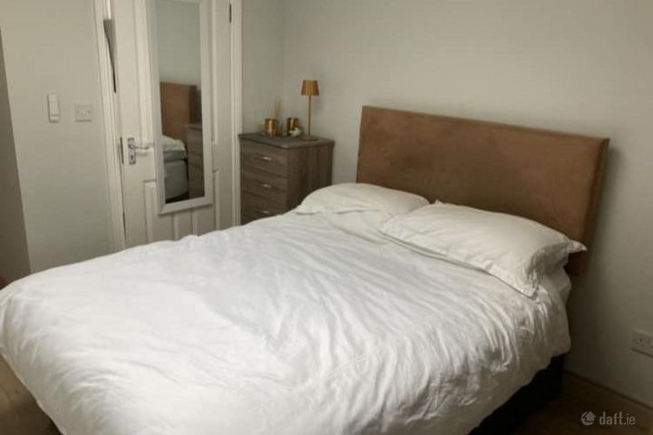 Orwell Park Dale, Templeogue, Dublin 6W