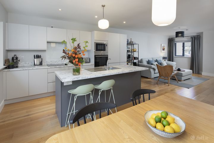 4 Lakelands Gardens, Crawford Gate, Bessboro Road, Cork