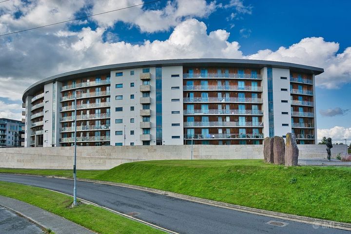 The Crescent, Park West Pointe, Yeats Way, Park West, Dublin 12