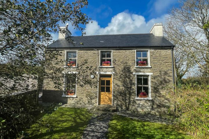 Cairdre Go Deo, Cooragurteen, Ballydehob, Co. Cork, P81D215