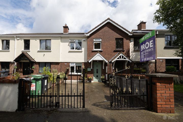 2 Woodford Garth, Clondalkin, Dublin 22, Dublin 22, Dublin