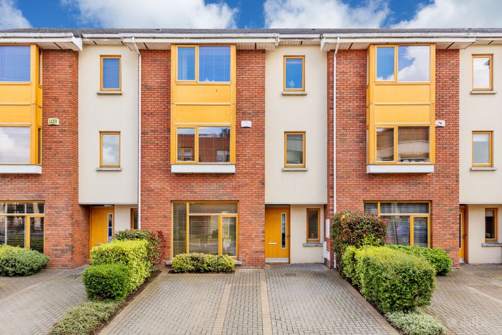 3 Court View, Ashtown, Dublin 15, D15RP22