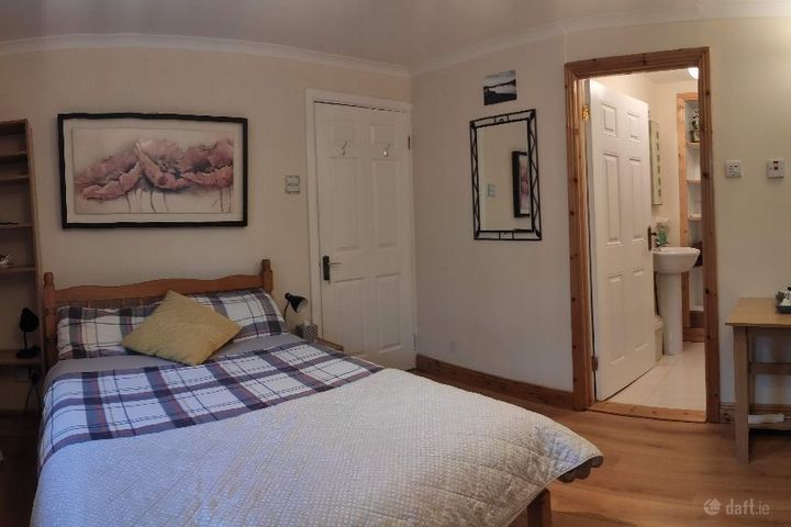 Marian Row, Castlebar, Co. Mayo