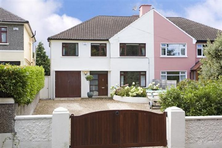 10 Saval Park Road, Dalkey, Dublin