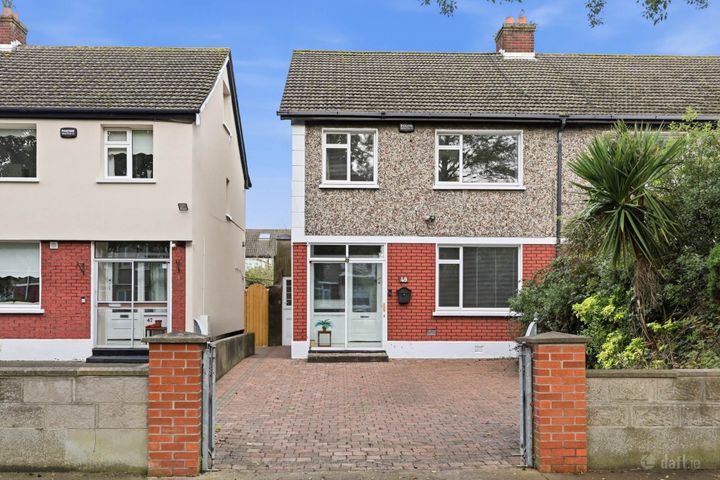 49 Glenwood Road, Raheny, Dublin 5, D05Y1X4