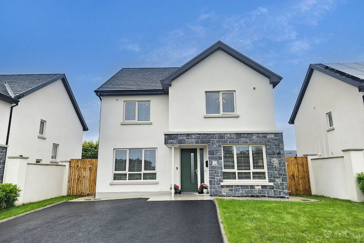 2 Carraig Nua, Tulla, Co. Clare, V95A0FD