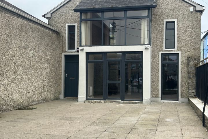 24 Main Street, Cashel, Co. Tipperary