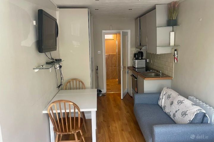Keadeen Avenue,Dublin 12, Greenhills, Dublin 12