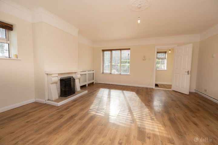 6 Green Isle Court, Clondalkin, Dublin 22, D22T611 - Photo 3