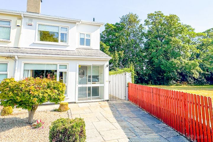 16 Somerton, Off Rochestown Avenue, Dun Laoghaire, Co. Dublin, A96A0Y6