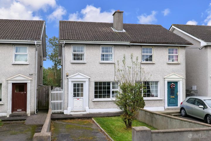 84 Sandyvale Lawn, Headford Road, Galway, H91 E33W