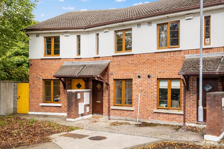 2 Mulvey Crescent, Dundrum, Dublin 14, D14VE83