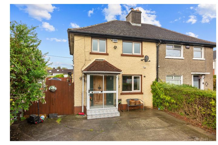 1 St Maelruans Park, Tallaght, Dublin 24, D24 E8K6