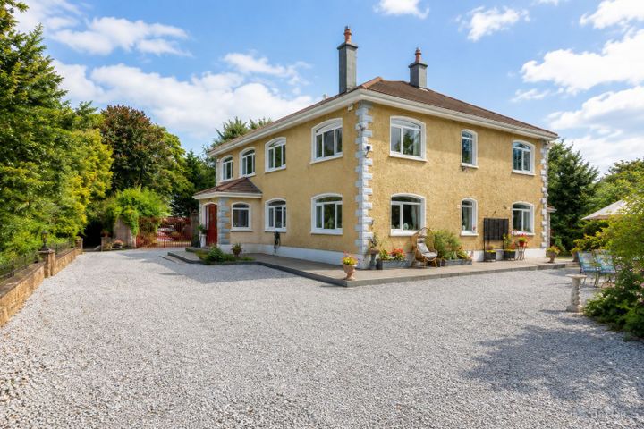 The Old Rectory, Minister's Cross, Cloughduv, Co. Cork, P14CK63