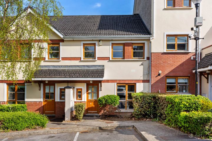 27 Marlfield Lawn, Kiltipper, Dublin 24, D24F3C4