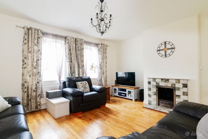 54 Claremont Park, Newcastle, Galway