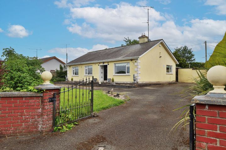 Ladyrath, Wilkinstown, Navan, Co. Meath, C15T205